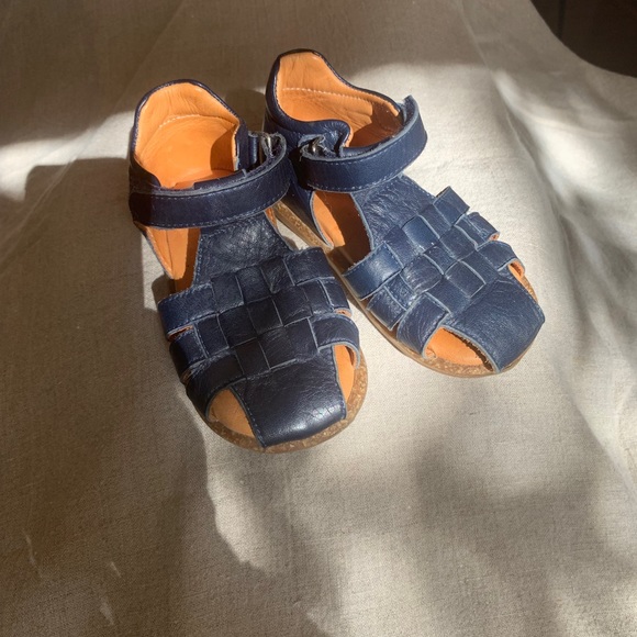 Nubebe Leather Toddler Sandals in Navy - Size 7 (EU 23) - Picture 1 of 4